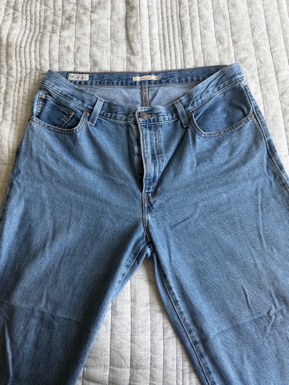 Levi’s baggy dad jeans